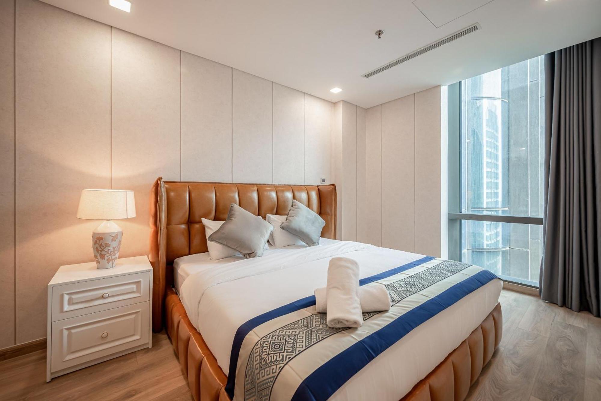 Landmark 81 And Vinhomes Riverside Residence Ho Chi Minh-stad Buitenkant foto