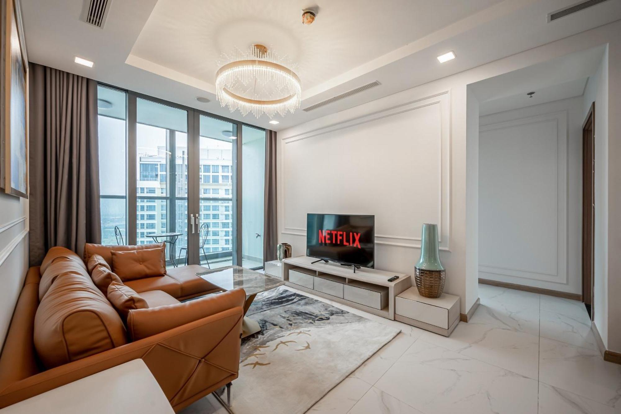 Landmark 81 And Vinhomes Riverside Residence Ho Chi Minh-stad Buitenkant foto