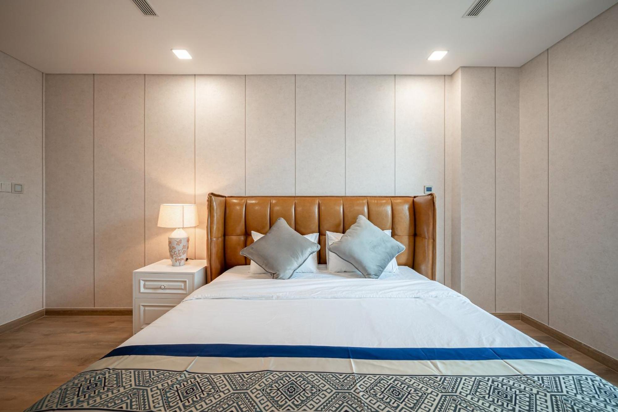 Landmark 81 And Vinhomes Riverside Residence Ho Chi Minh-stad Buitenkant foto